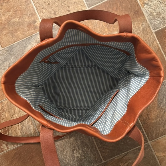 Madewell Leather Tote - Picture 5 of 5